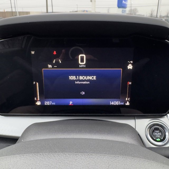 Used 2025 Chevrolet Trax LT w/ LT Convenience Package image 16