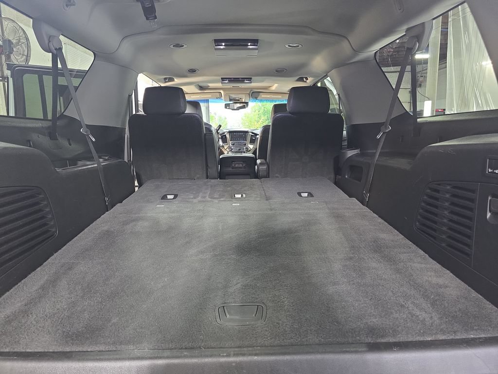 Used 2018 Chevrolet Suburban Premier AWD/4WD image 14
