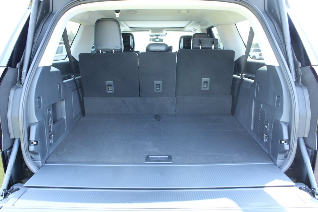 New 2027 Ford Expedition Max Platinum w/ Driver's Package AWD/4WD image 14