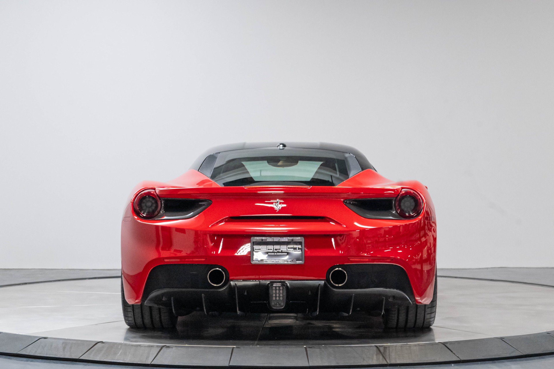 Used 2016 Ferrari 488 GTB RWD image 68