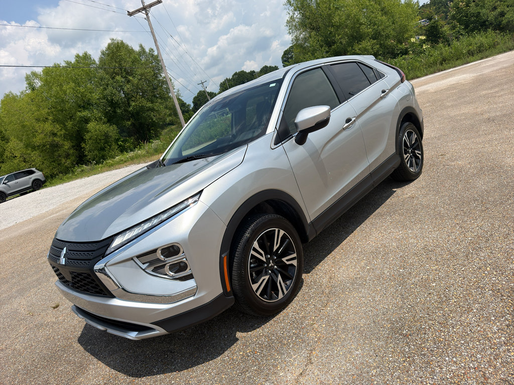 Used 2025 Mitsubishi Eclipse Cross SE AWD/4WD image 1