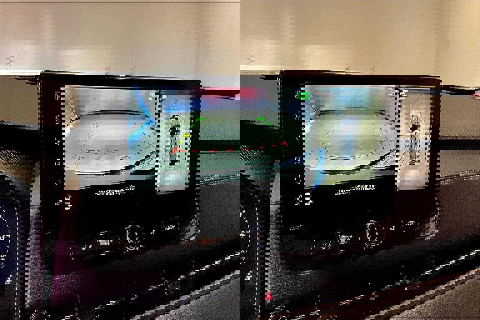 Used 2025 Mitsubishi Outlander SEL image 14