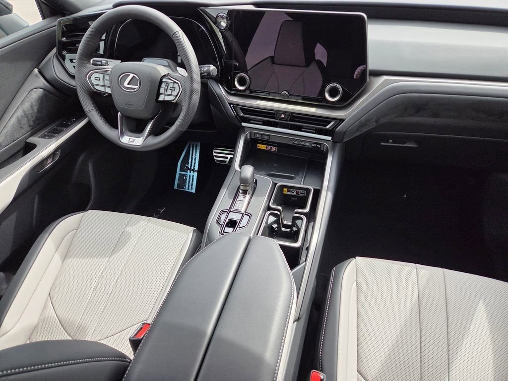 New 2026 Lexus TX 500h AWD w/ Technology Package image 34