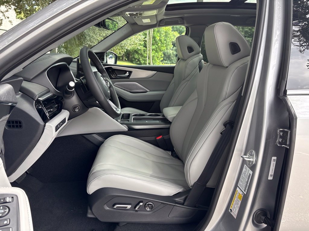 New 2026 Acura MDX w/ Technology Package FWD image 14