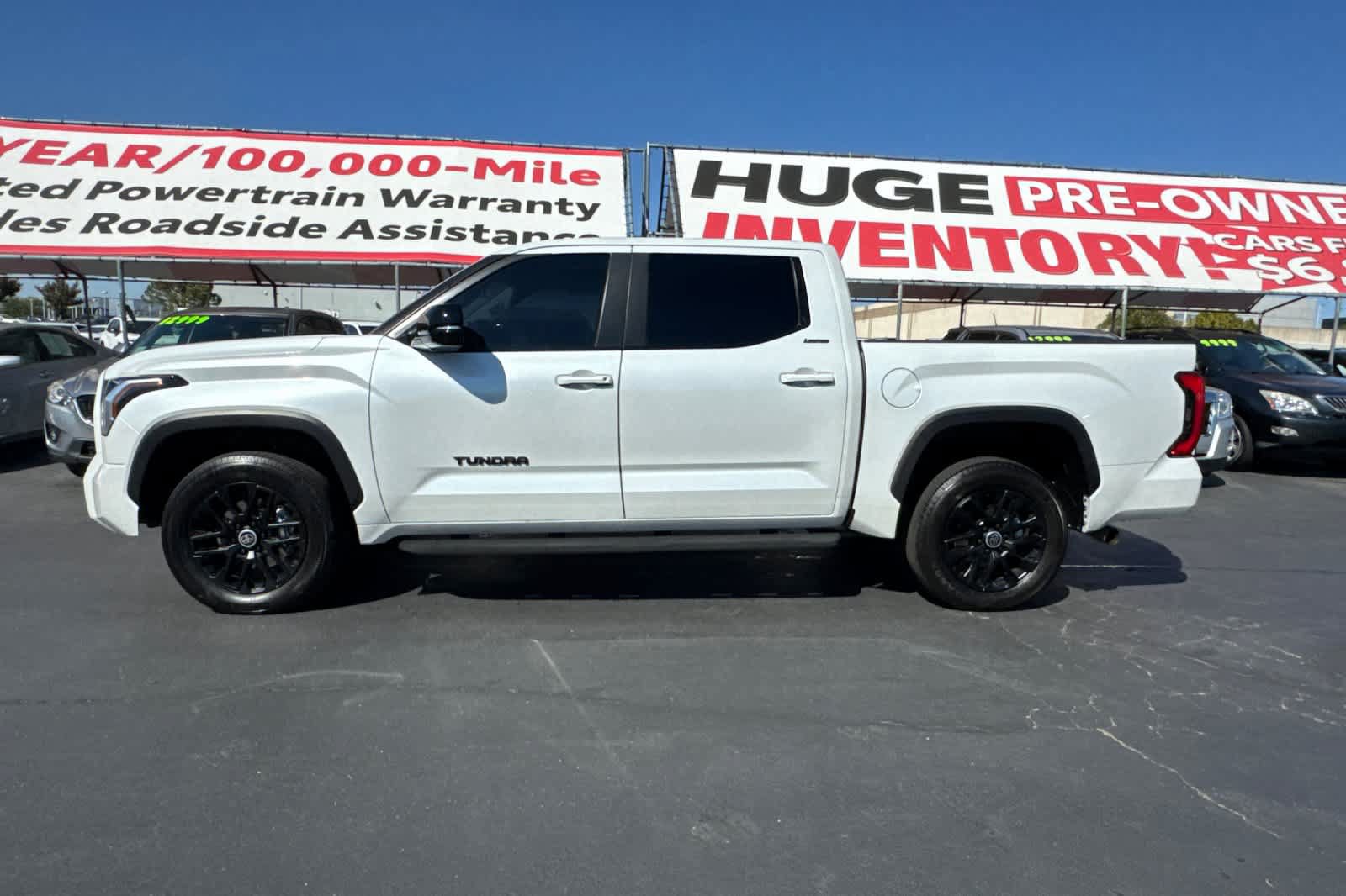 Used 2024 Toyota Tundra Limited AWD/4WD image 9