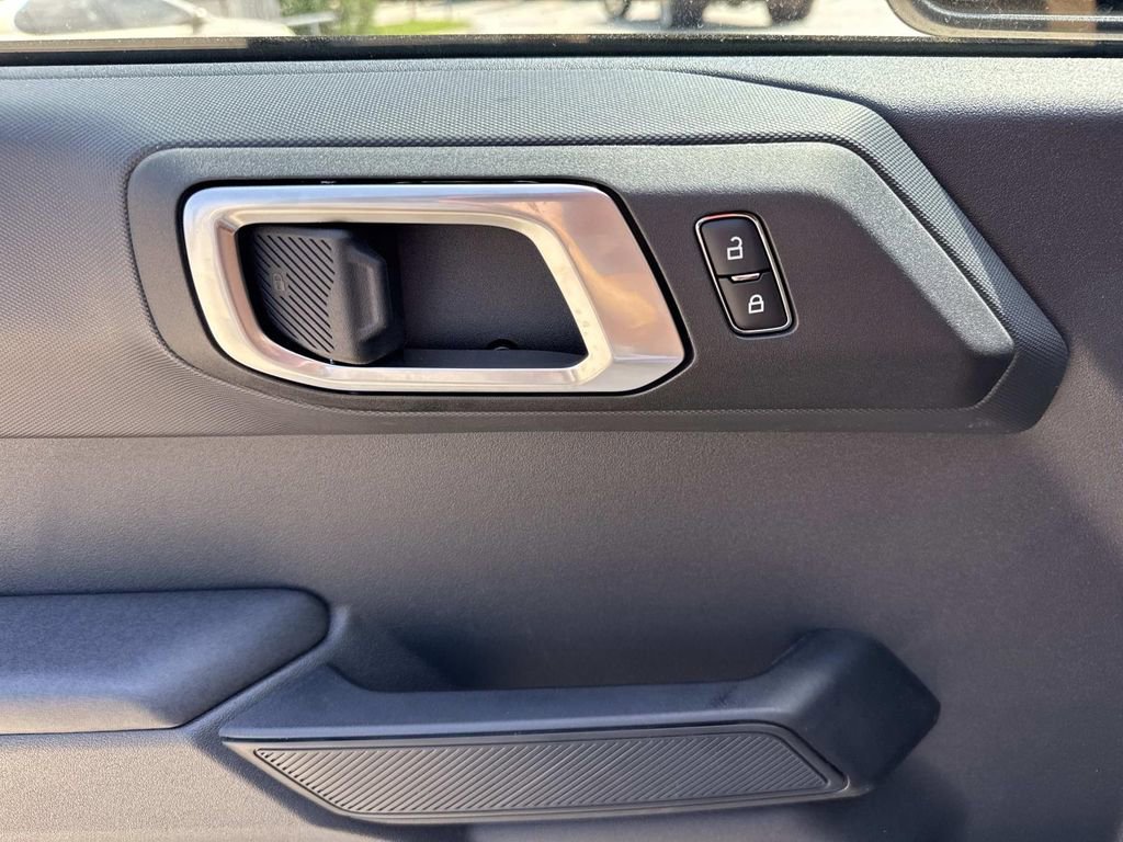 New 2026 Ford Bronco 4-Door AWD/4WD image 10