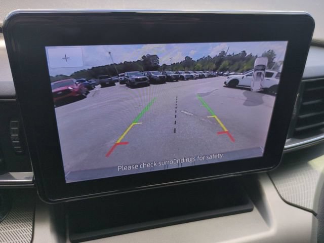 Used 2022 Ford Explorer XLT w/ Equipment Group 202A RWD image 23
