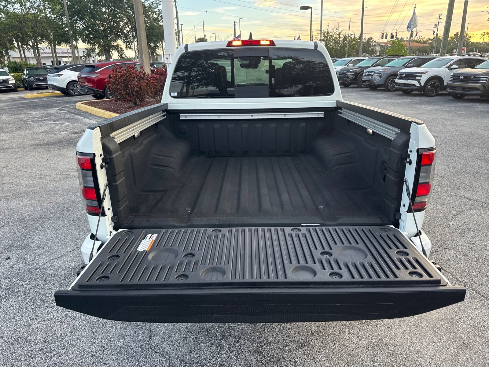 New 2026 Nissan Frontier Pro-X image 9