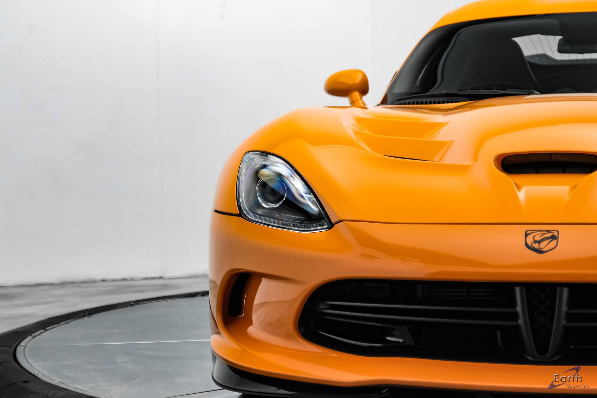 Used 2014 SRT Viper SRT-10 RWD image 35