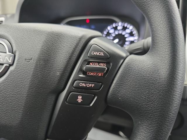 Used 2025 Nissan Frontier SV image 35