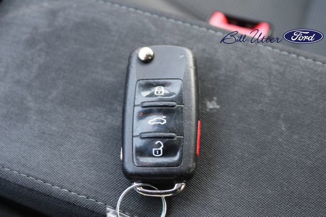 Used 2019 Volkswagen Beetle 2.0T S image 22