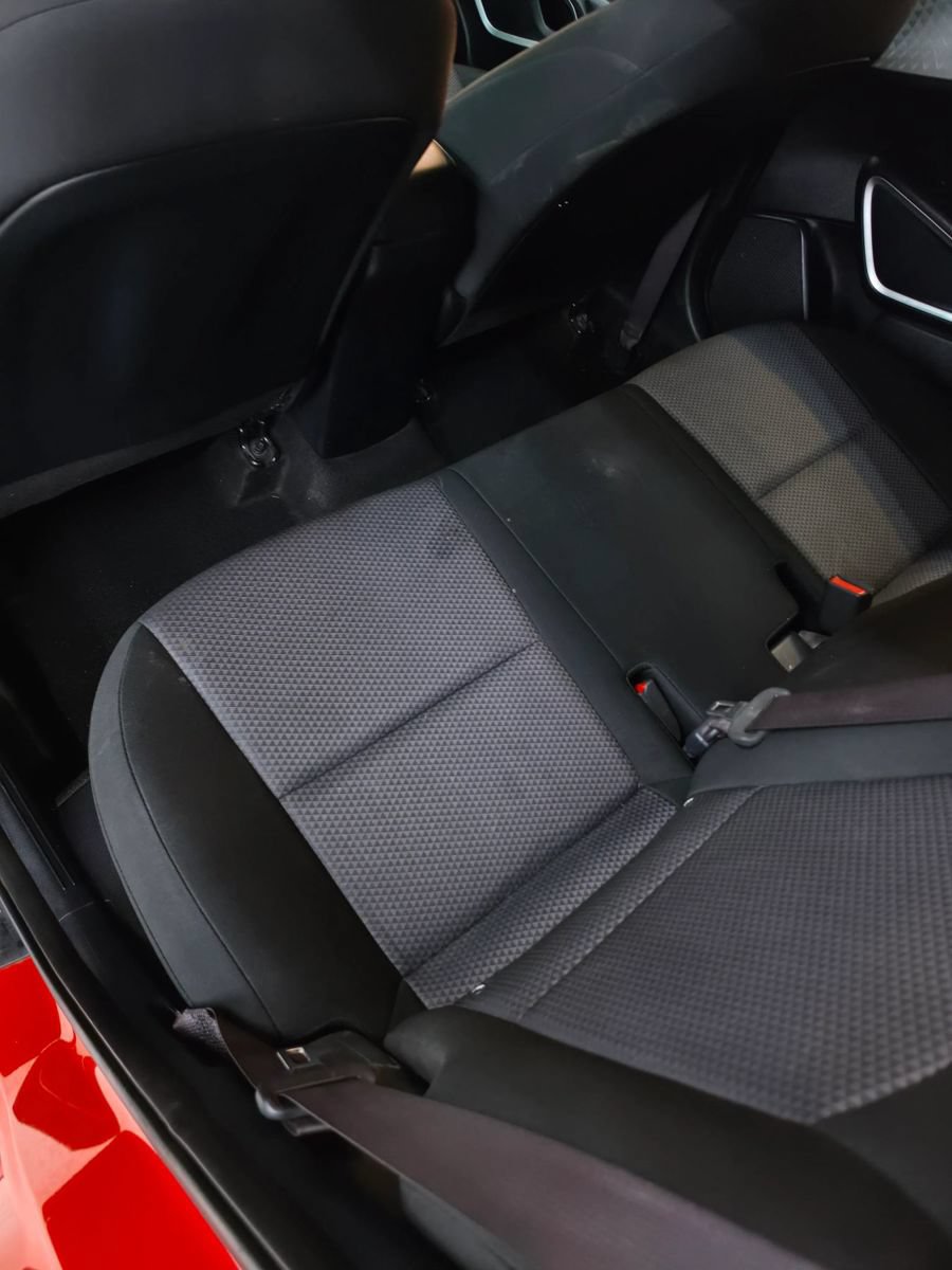 Used 2024 Kia Soul LX w/ LX Technology Package FWD image 37