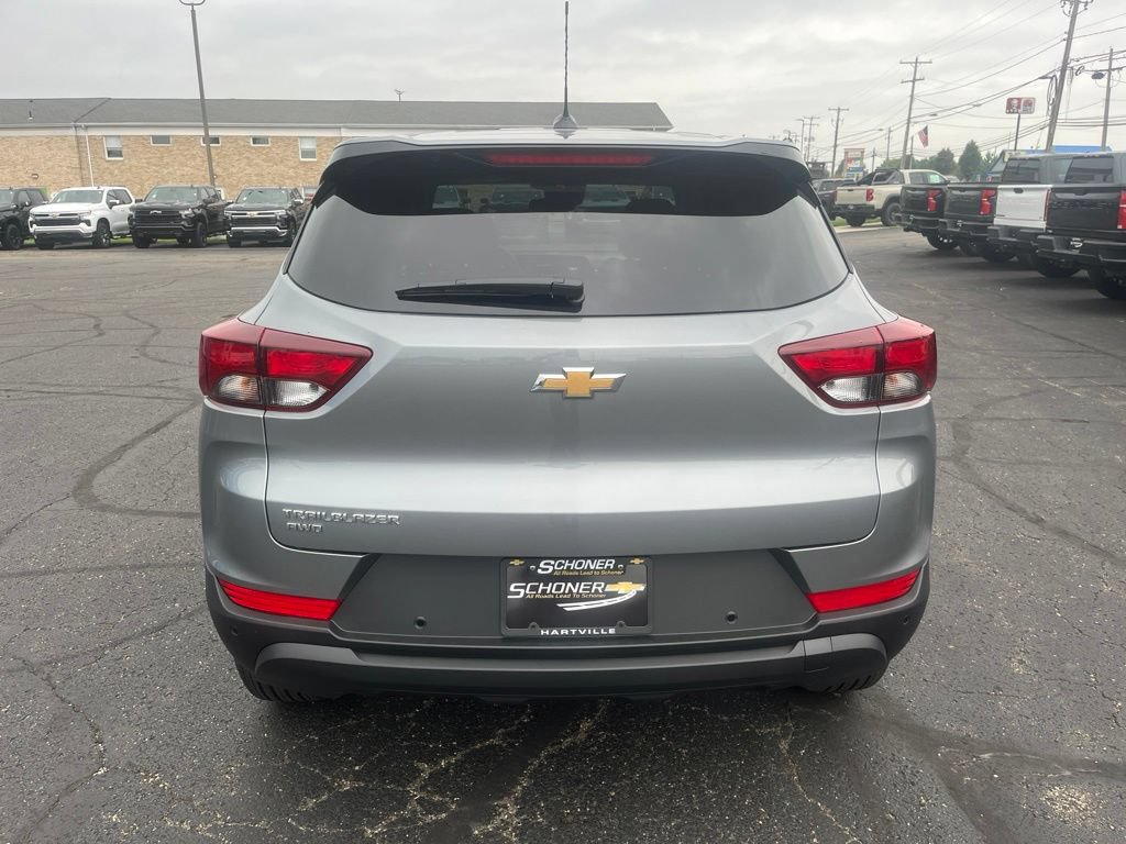 New 2026 Chevrolet TrailBlazer LS w/ LS Convenience Package AWD/4WD image 4