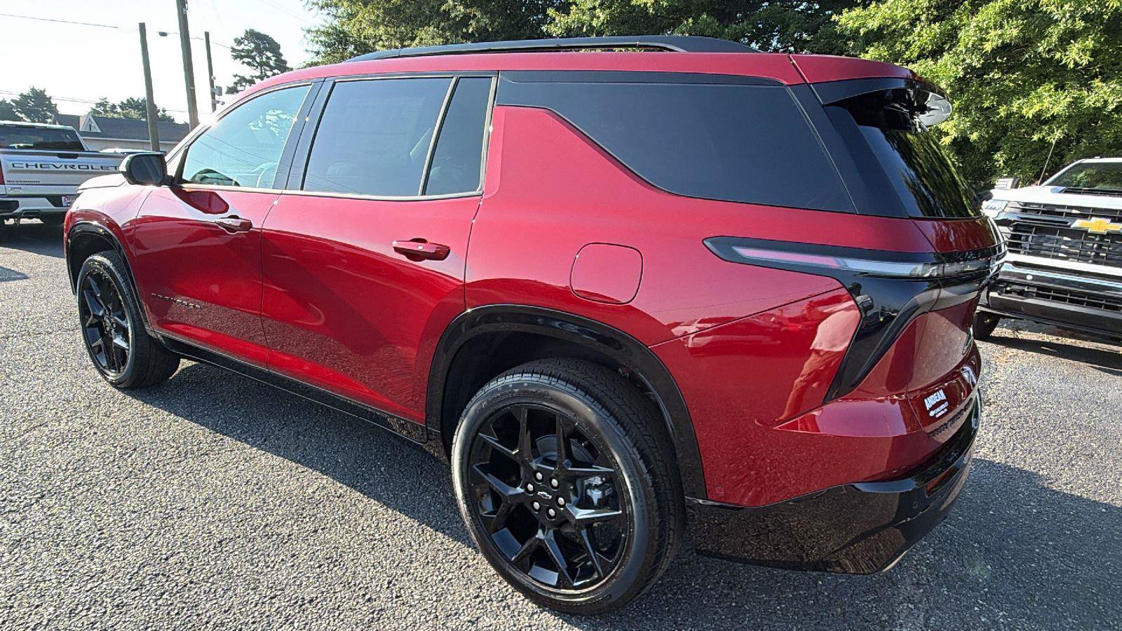New 2026 Chevrolet Traverse RS w/ LPO, Floor Liner Package AWD/4WD image 11