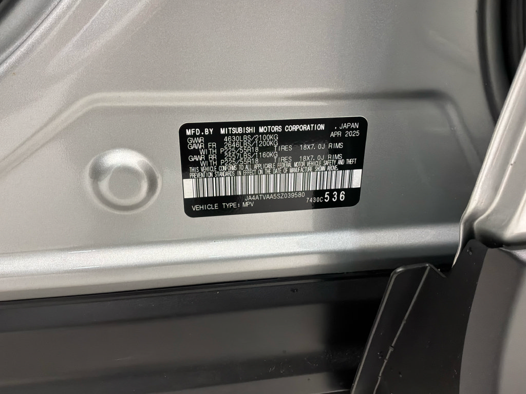 New 2025 Mitsubishi Eclipse Cross LE AWD/4WD image 16
