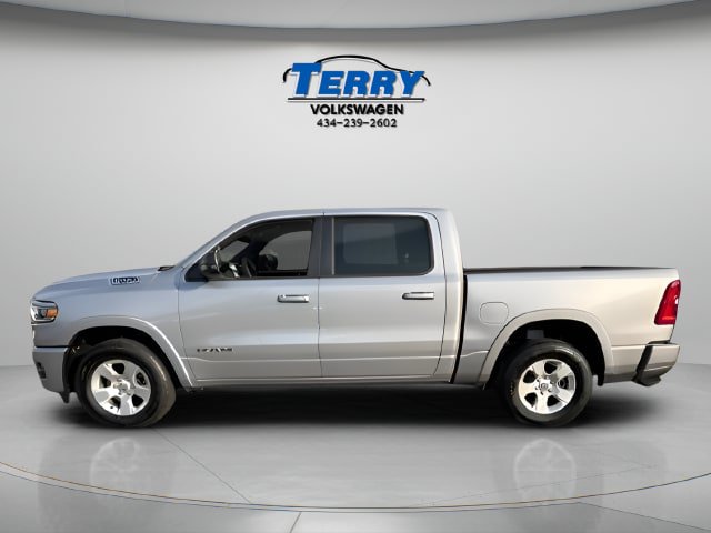 Used 2025 RAM 1500 Big Horn AWD/4WD image 2