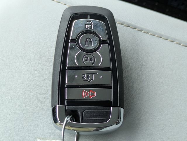 New 2026 Lincoln Navigator L Black Label AWD/4WD image 30