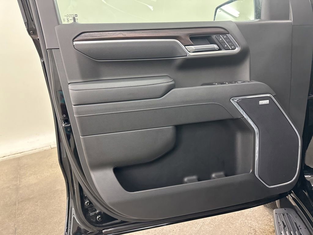 New 2026 GMC Sierra 1500 SLT w/ SLT Premium Plus Package image 29