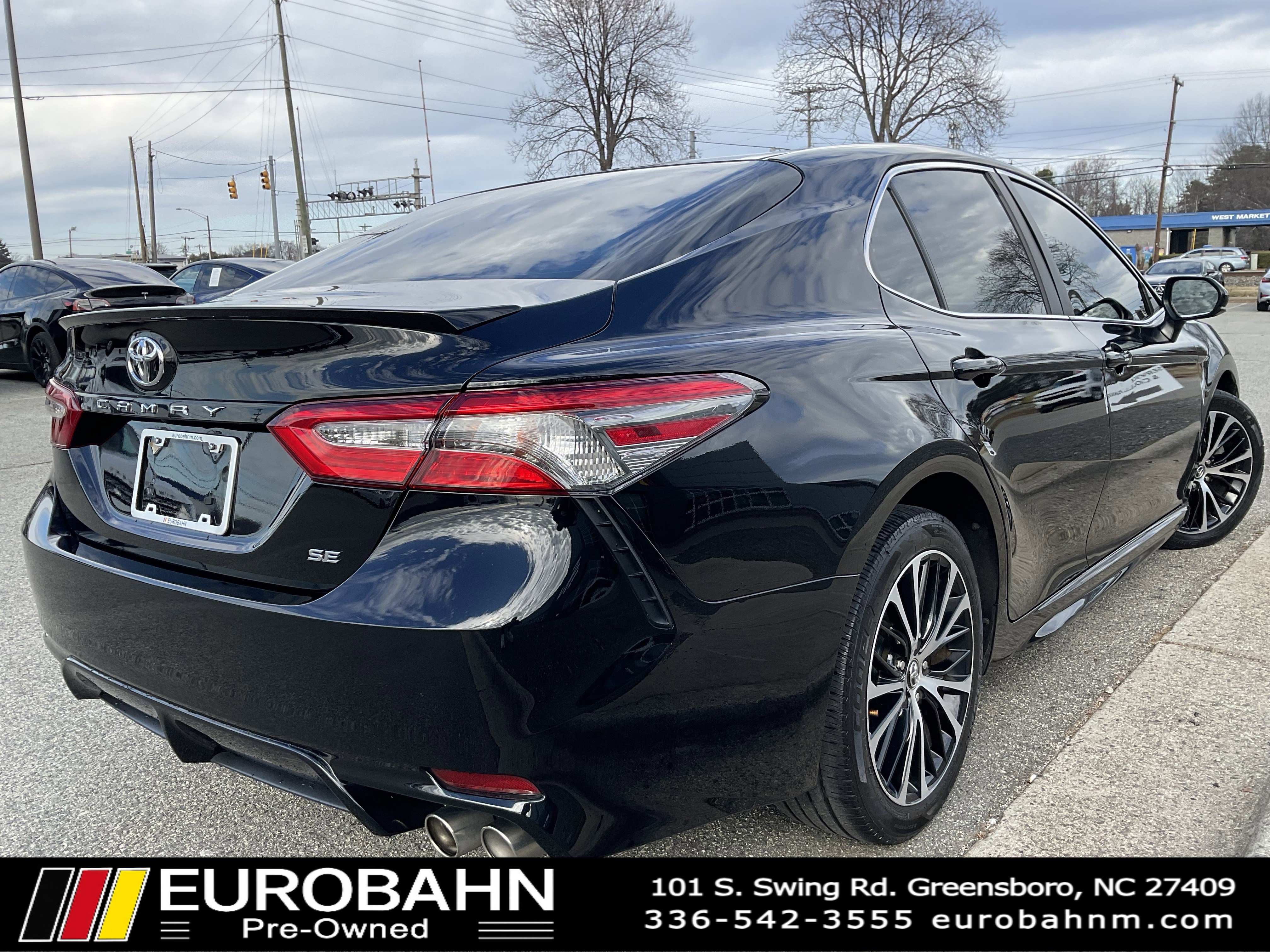 Used 2018 Toyota Camry L image 5