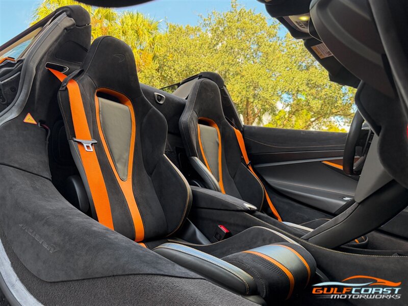 Used 2022 McLaren 720S Performance RWD image 31