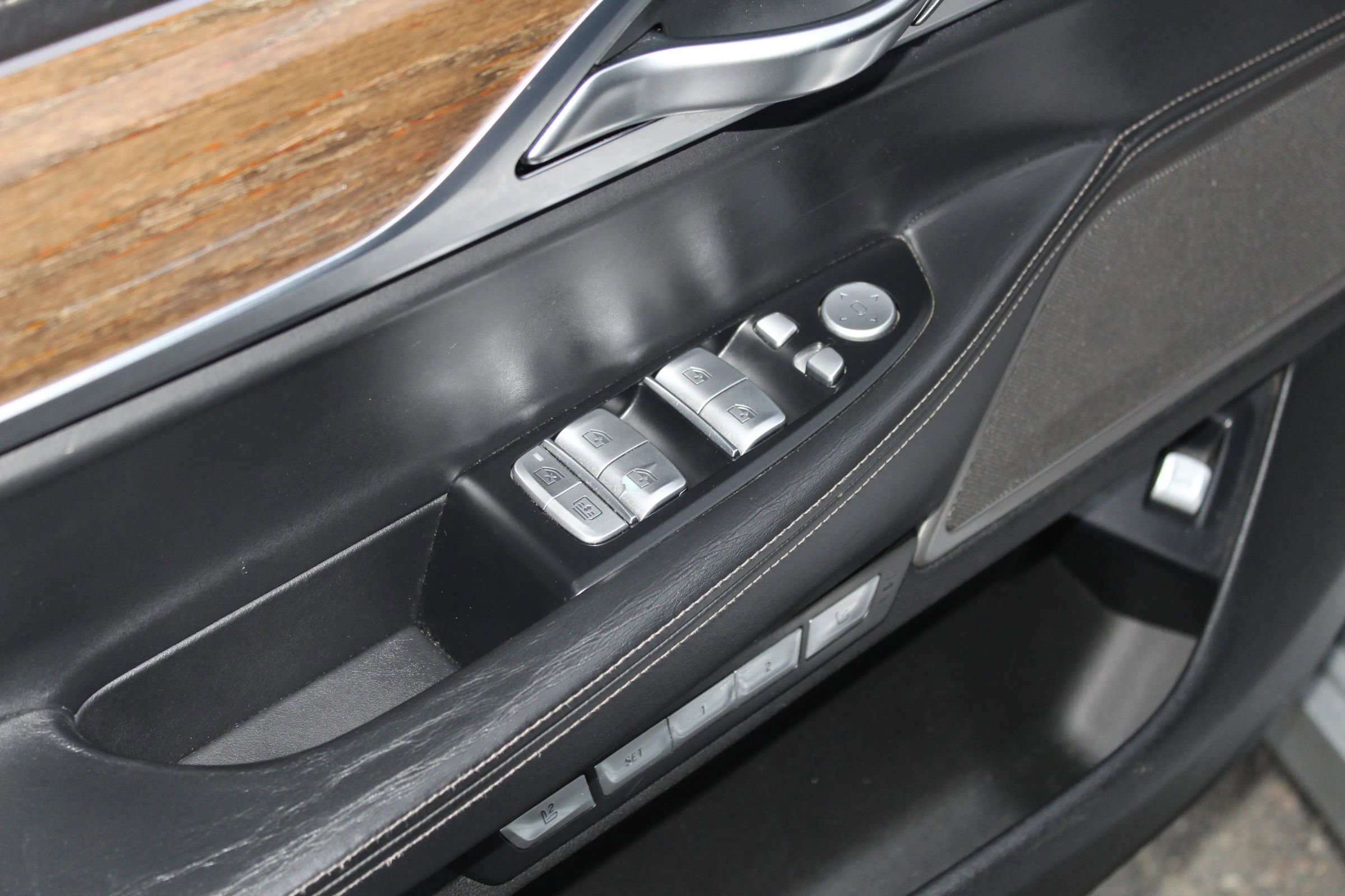 Used 2016 BMW 750i xDrive image 21