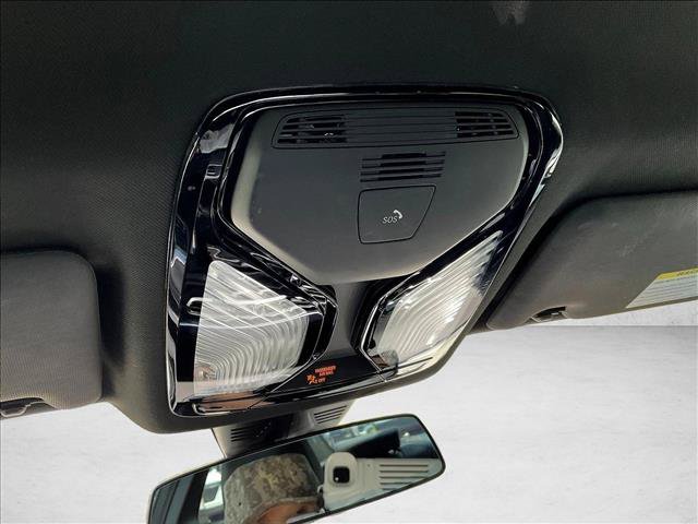 Used 2023 BMW 230i Coupe w/ M Sport Package RWD image 22