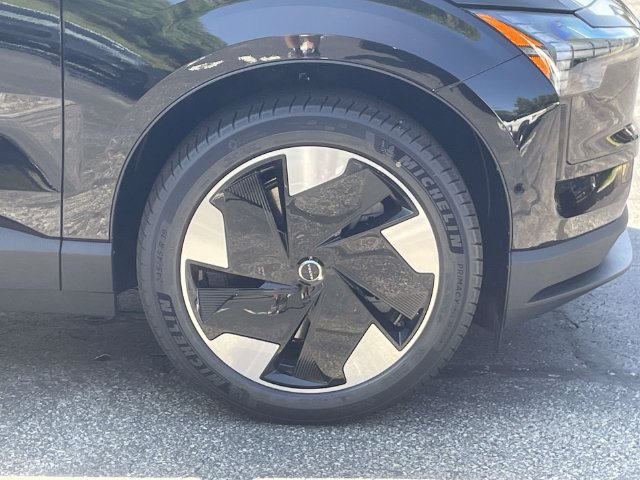 New 2026 Volvo EX30 Ultra w/ Protection Package Premier AWD/4WD image 4