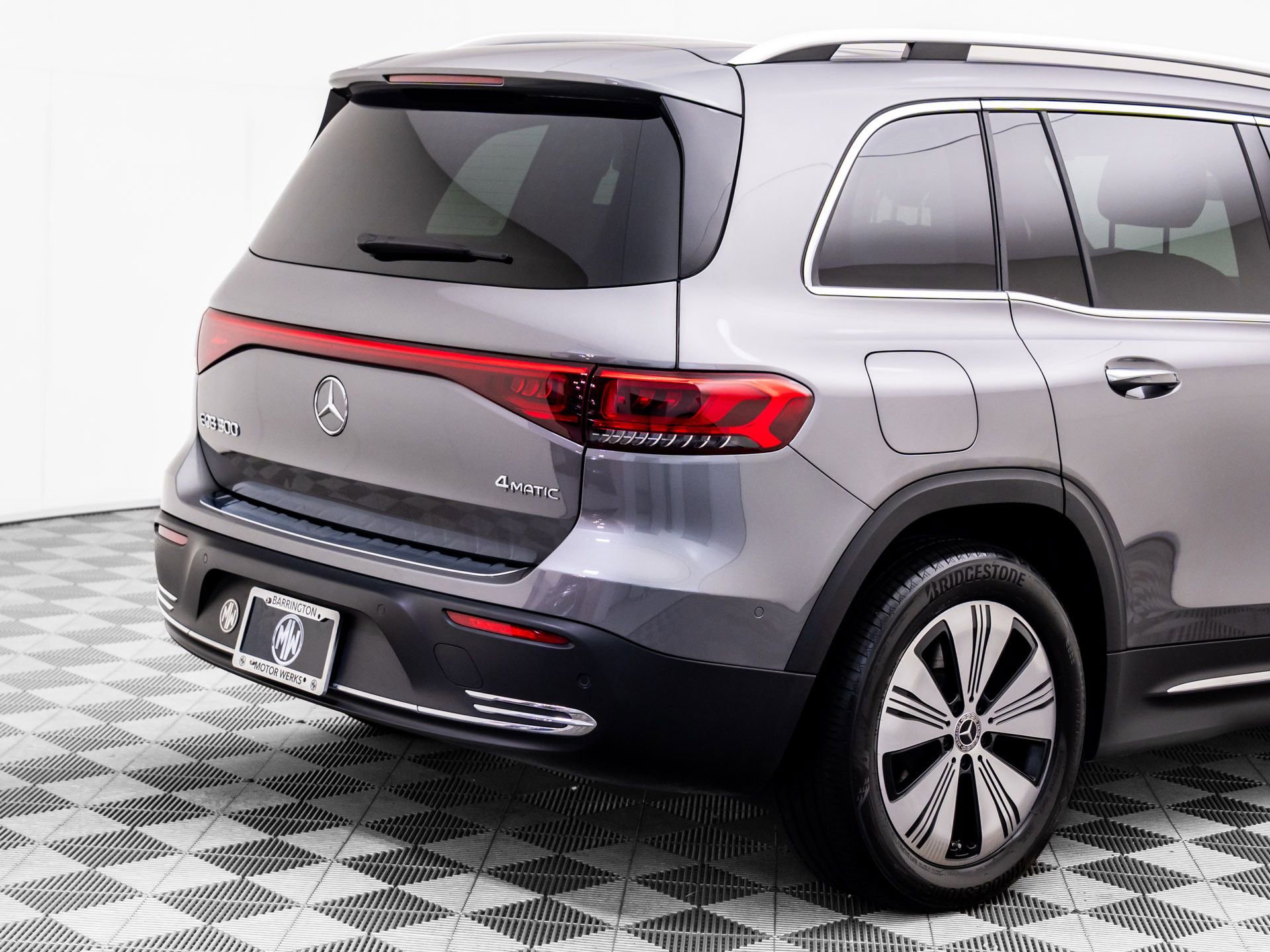 Used 2023 Mercedes-Benz EQB 300 4MATIC w/ Exclusive Package image 37