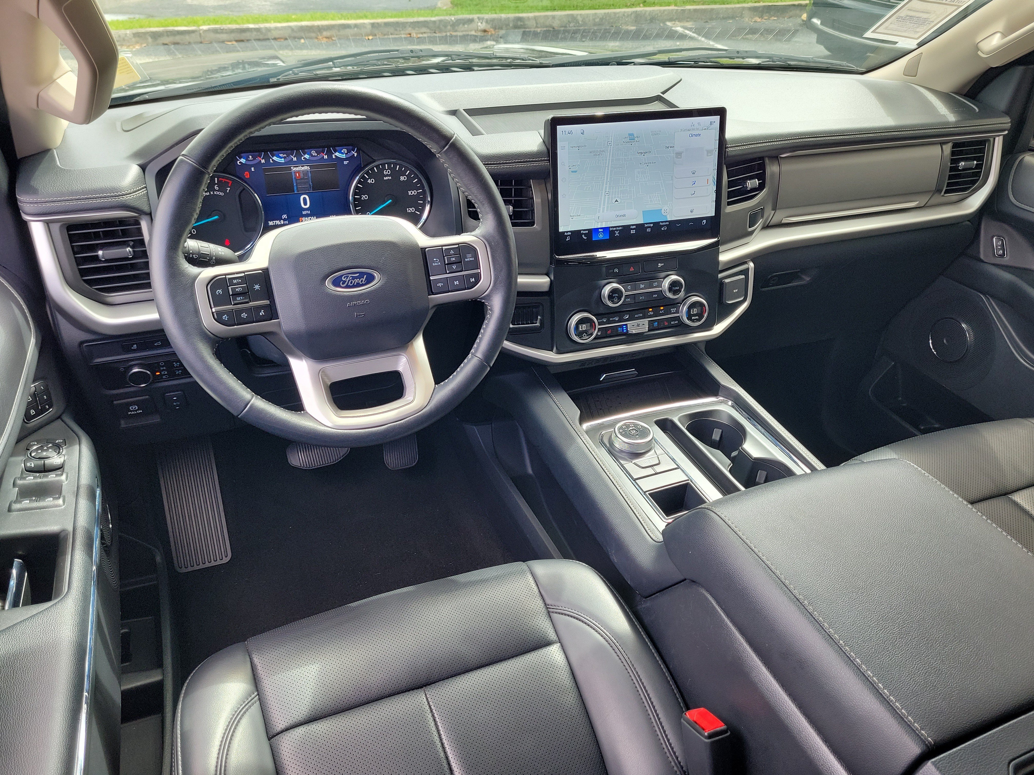 Used 2024 Ford Expedition XLT RWD image 18