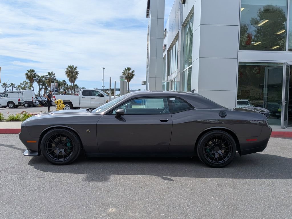Certified 2016 Dodge Challenger R/T Scat Pack w/ Leather Interior Group image 2