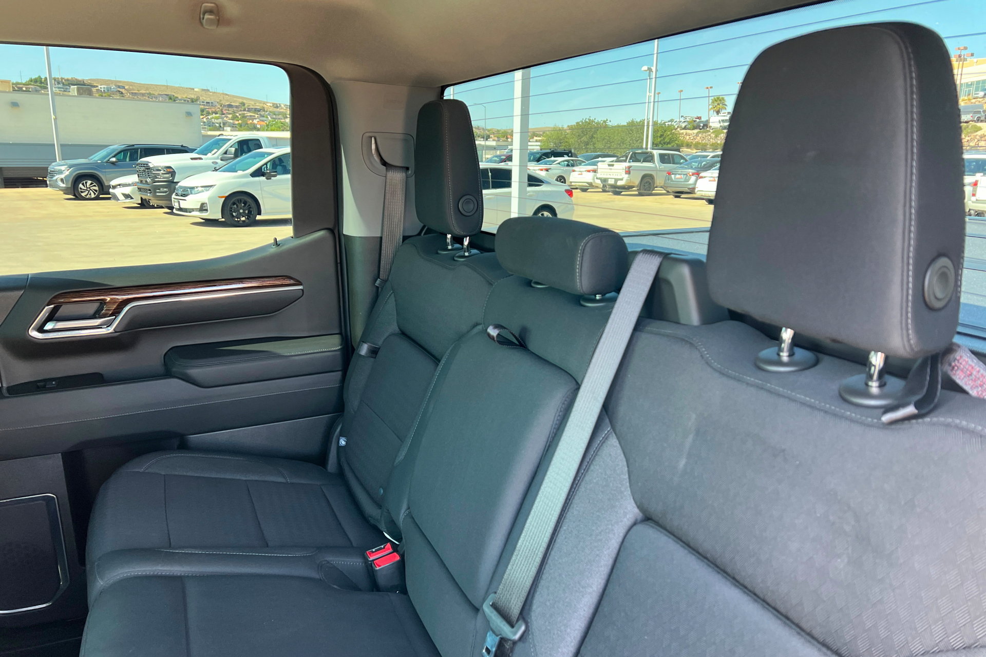 Used 2025 GMC Sierra 1500 Elevation w/ X31 Off-Road Package AWD/4WD image 21