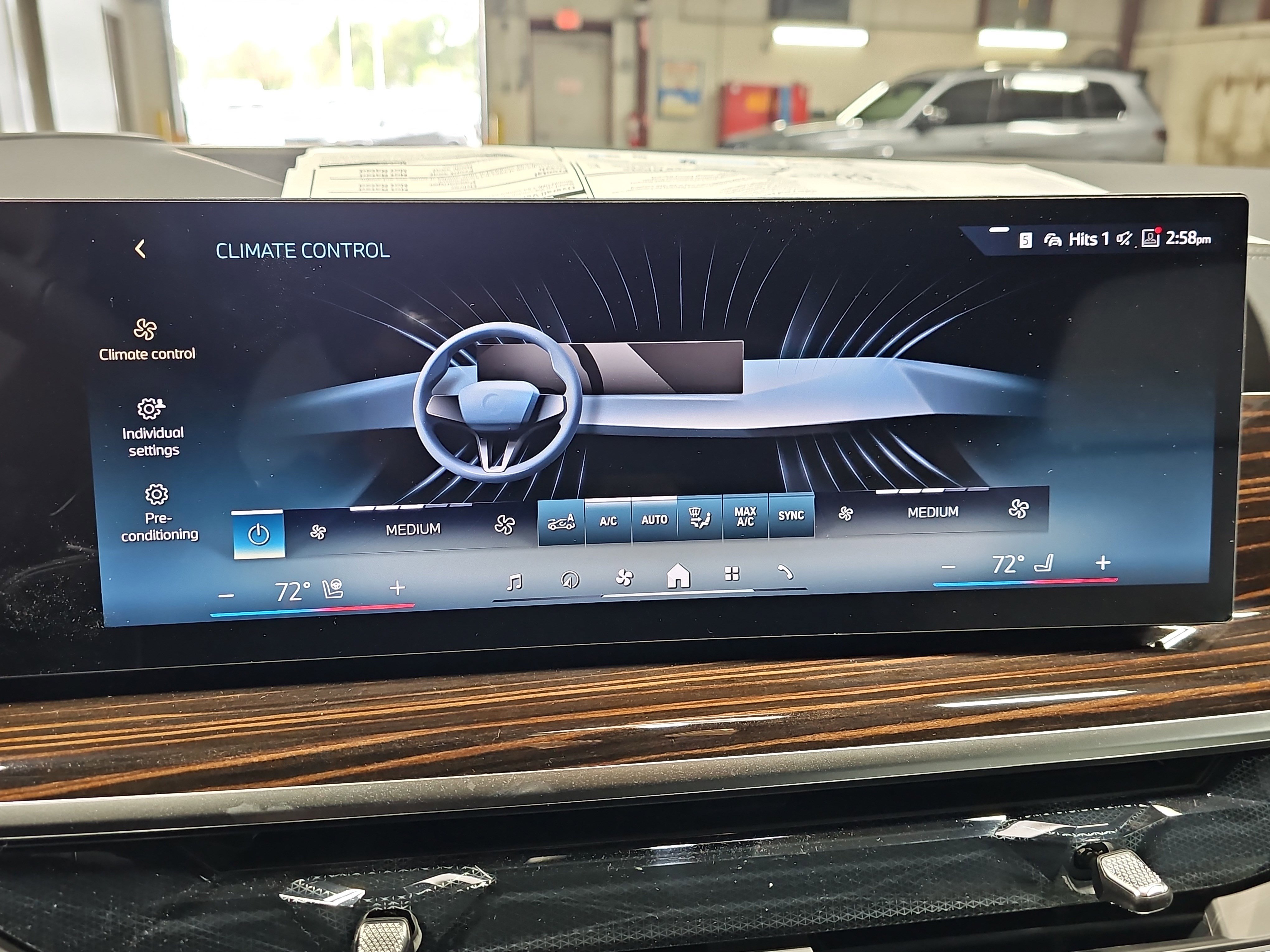 New 2026 BMW X5 xDrive50e w/ Climate Comfort Package image 23