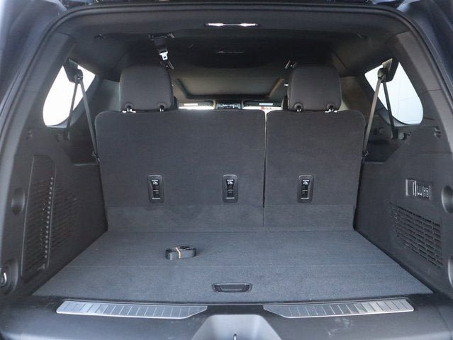 New 2026 GMC Yukon XL Denali w/ Sun & Power Step Package AWD/4WD image 9