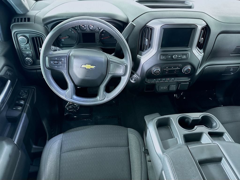 Used 2022 Chevrolet Silverado 1500 Custom w/ LPO, Dark Essentials Package AWD/4WD image 3
