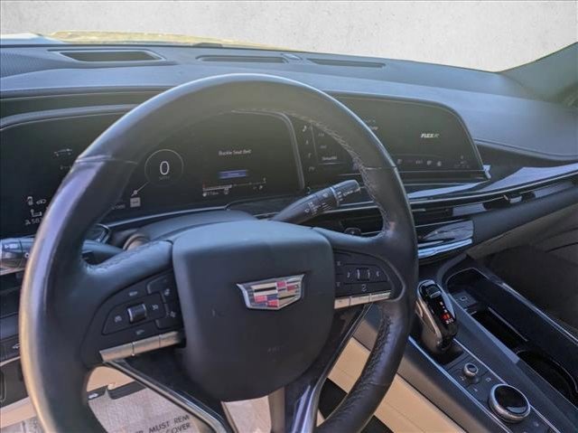 Used 2021 Cadillac Escalade Premium Luxury w/ Driver Assist Tech Package image 17