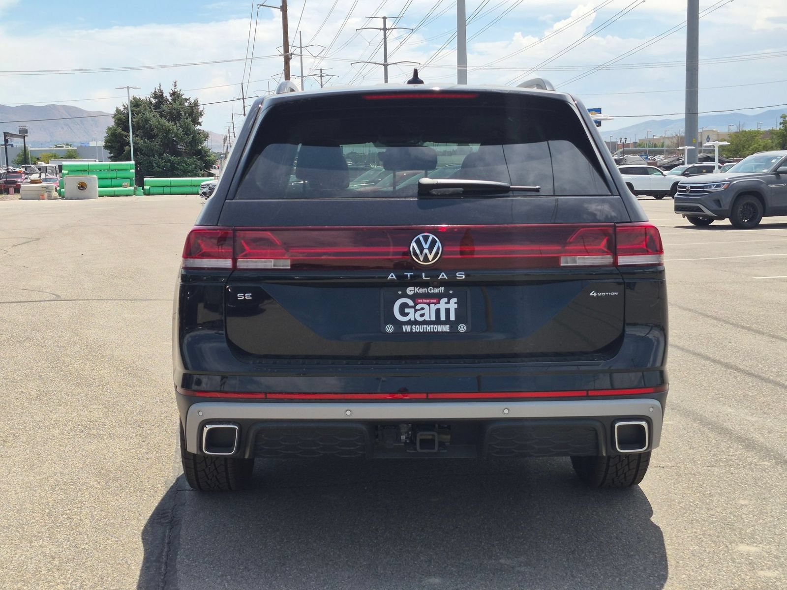 New 2026 Volkswagen Atlas Peak Edition AWD/4WD image 4