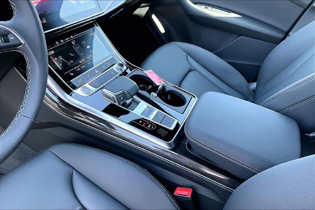 New 2026 Audi Q7 2.0T Premium AWD/4WD image 14