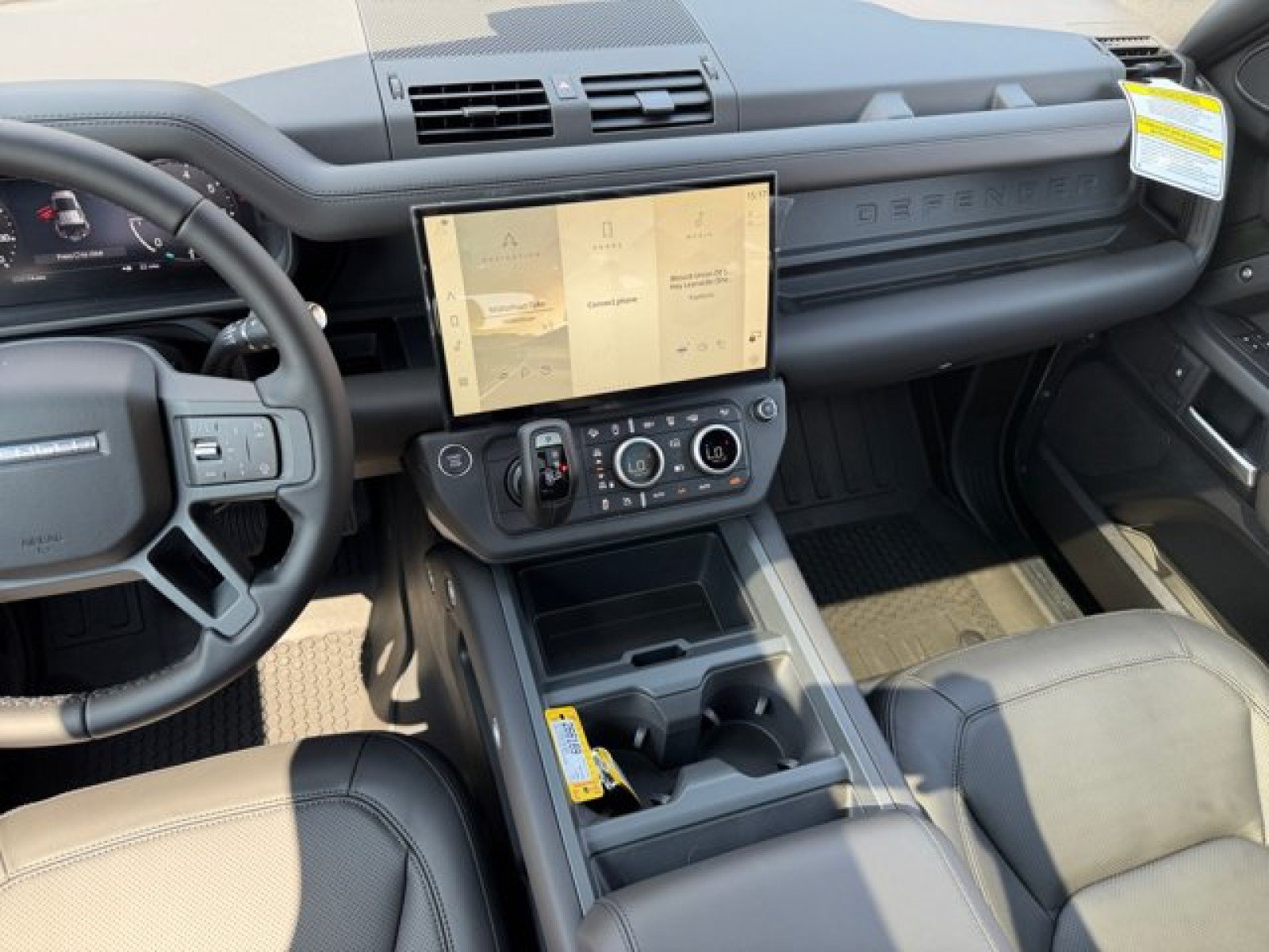 New 2026 Land Rover Defender 110 X-Dynamic SE AWD/4WD image 14