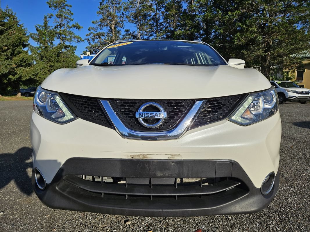 Used 2017 Nissan Rogue Sport SL AWD/4WD image 9