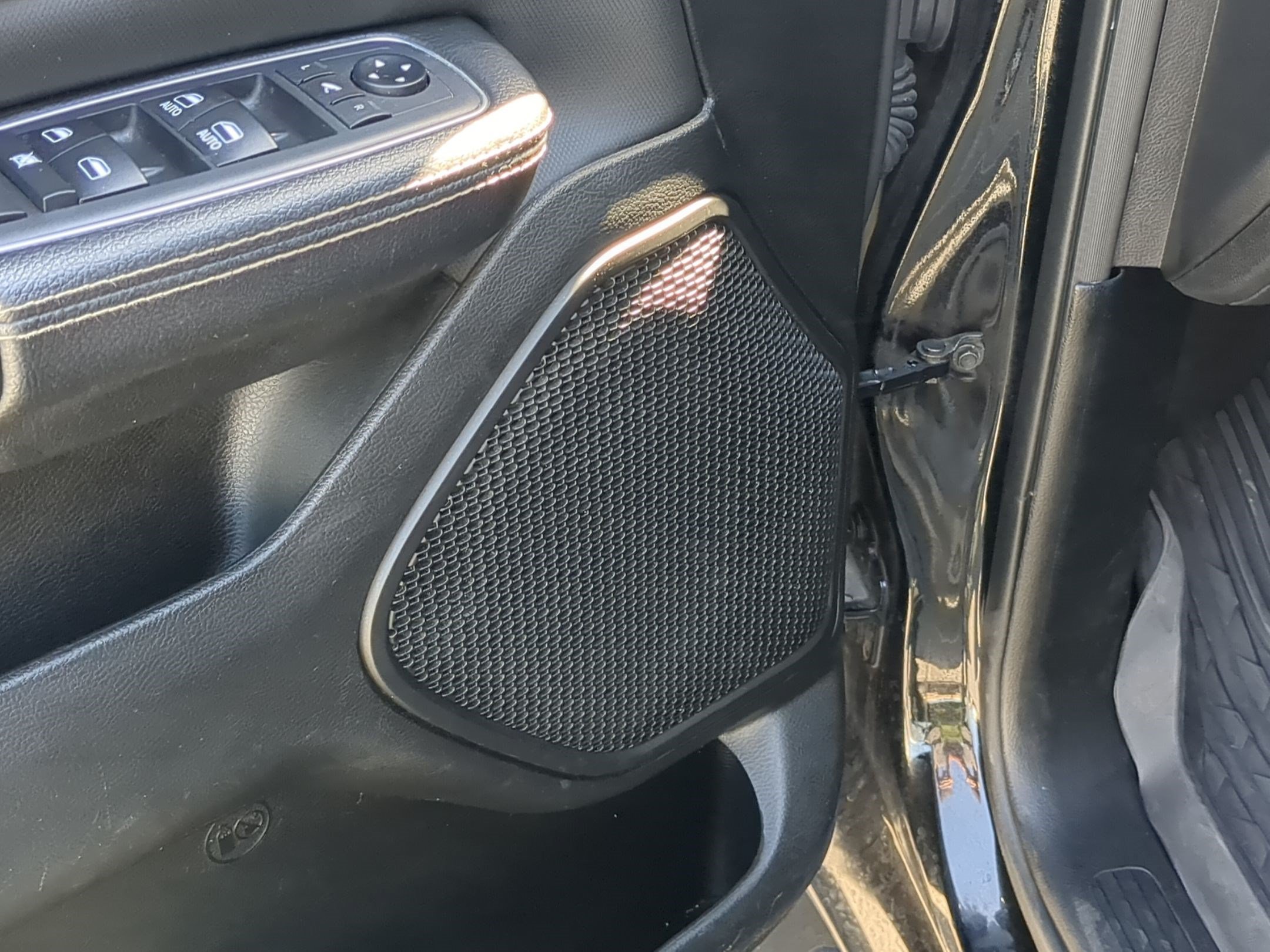 Used 2019 RAM 1500 Sport w/ Level 2 Equipment Group AWD/4WD image 15