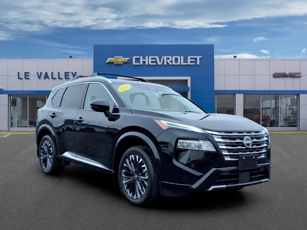 Used 2026 Nissan Rogue Platinum w/ Platinum Premium Package