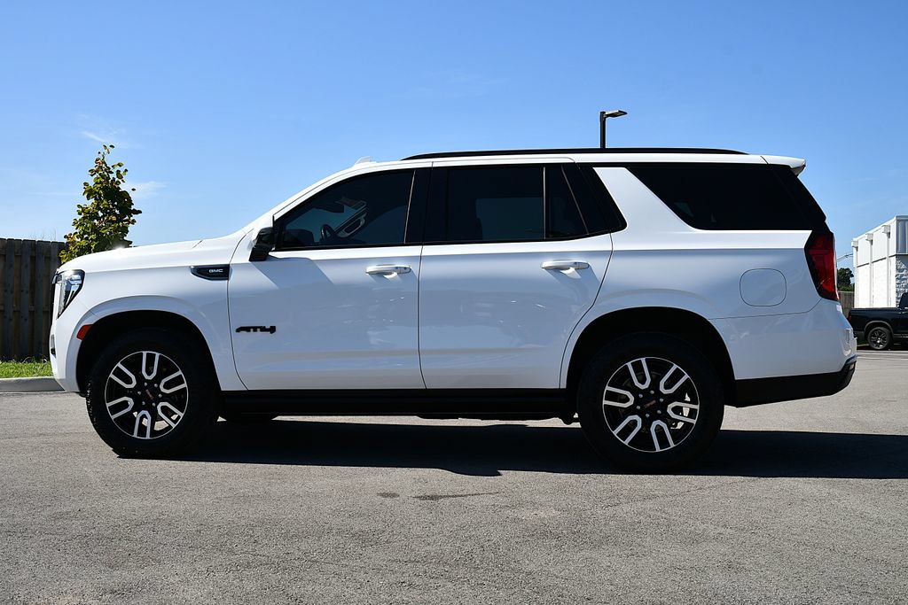 Used 2024 GMC Yukon AT4 w/ AT4 Premium Package AWD/4WD image 4