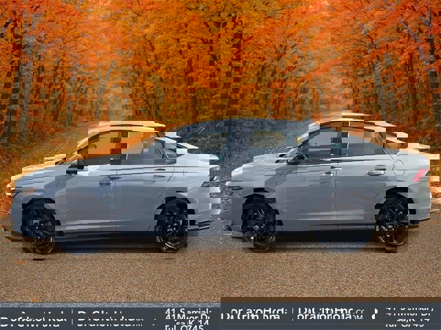 Used 2025 Honda Accord SE image 7