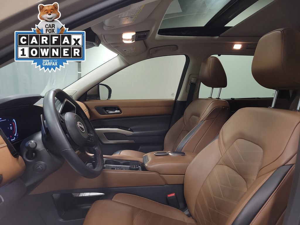 Used 2024 Nissan Pathfinder Platinum AWD/4WD image 15