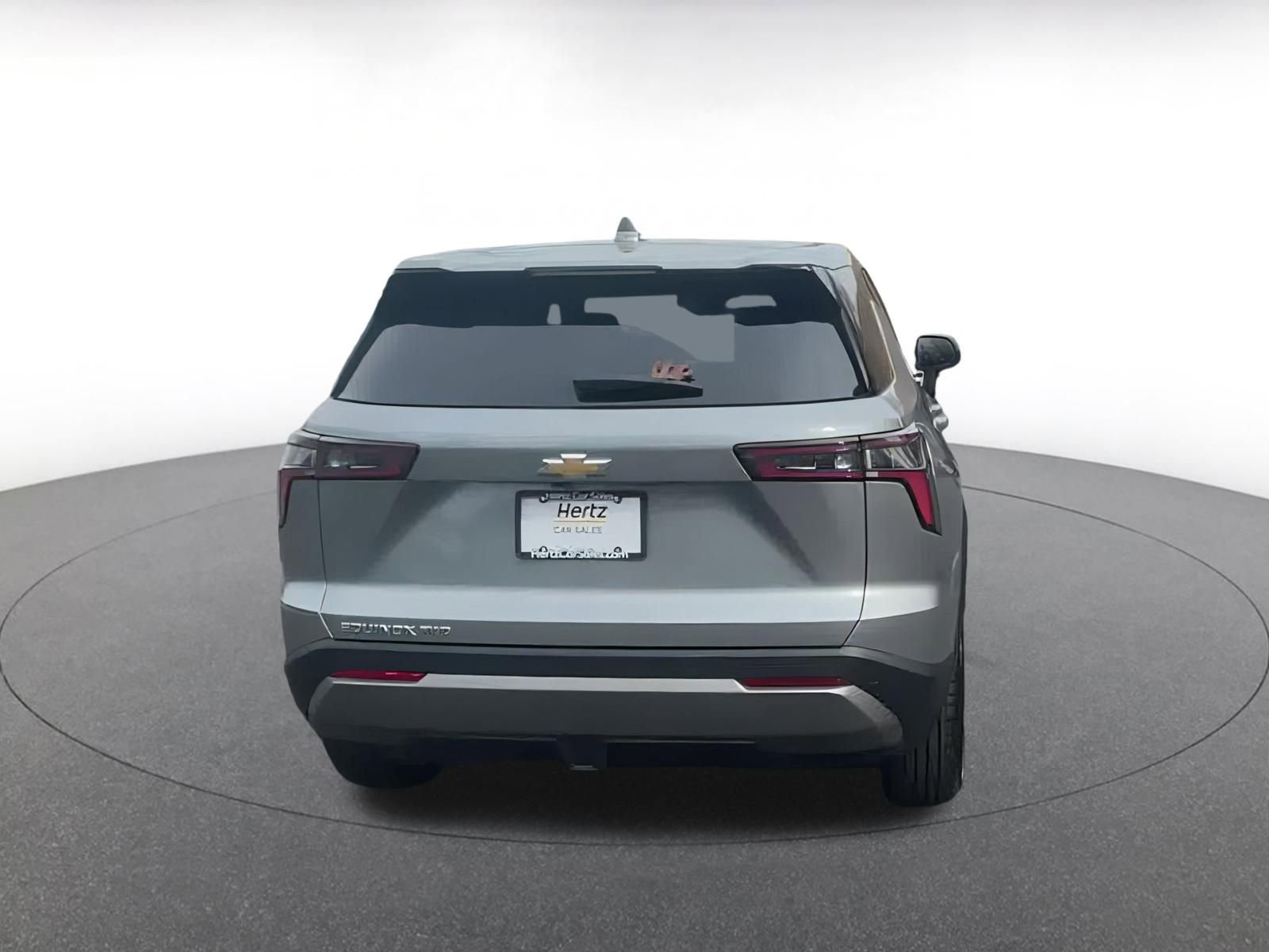 Used 2025 Chevrolet Equinox LT image 11