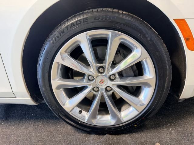 Used 2013 Cadillac XTS Premium image 17