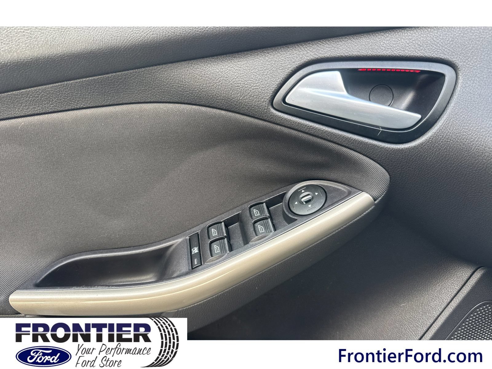 Used 2012 Ford Focus SEL FWD image 12
