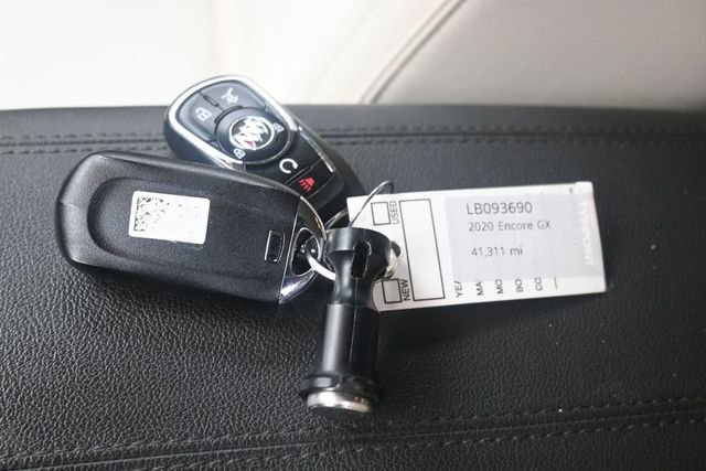 Used 2020 Buick Encore GX Select FWD image 9