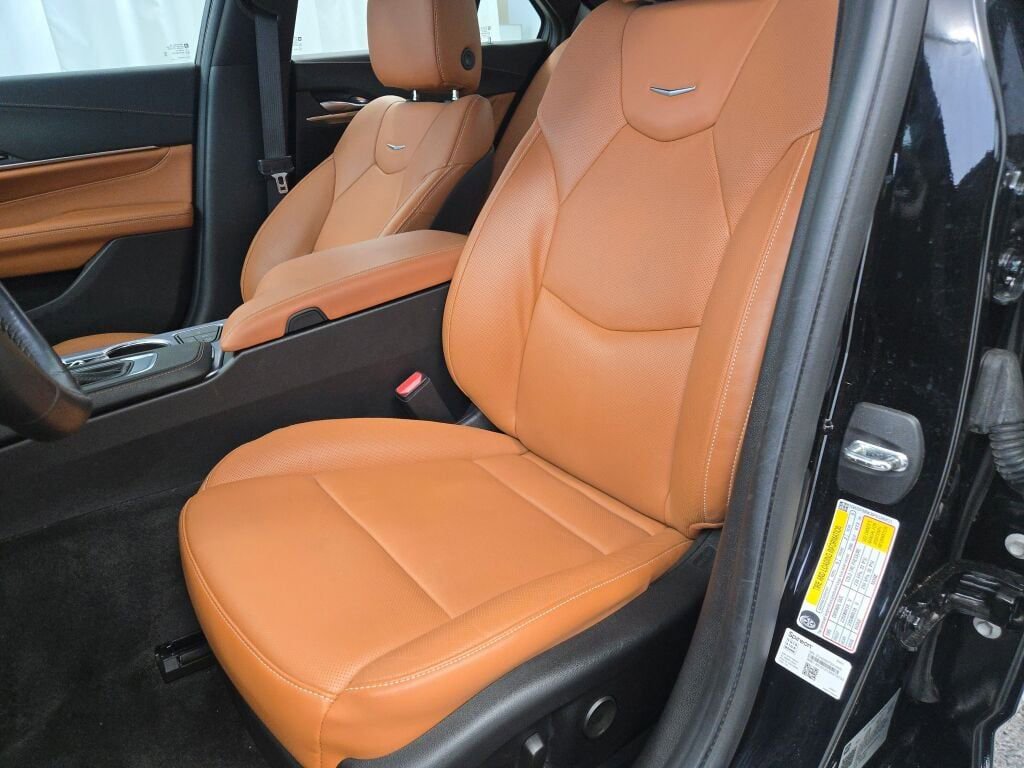 Used 2023 Cadillac CT4 Premium Luxury image 26