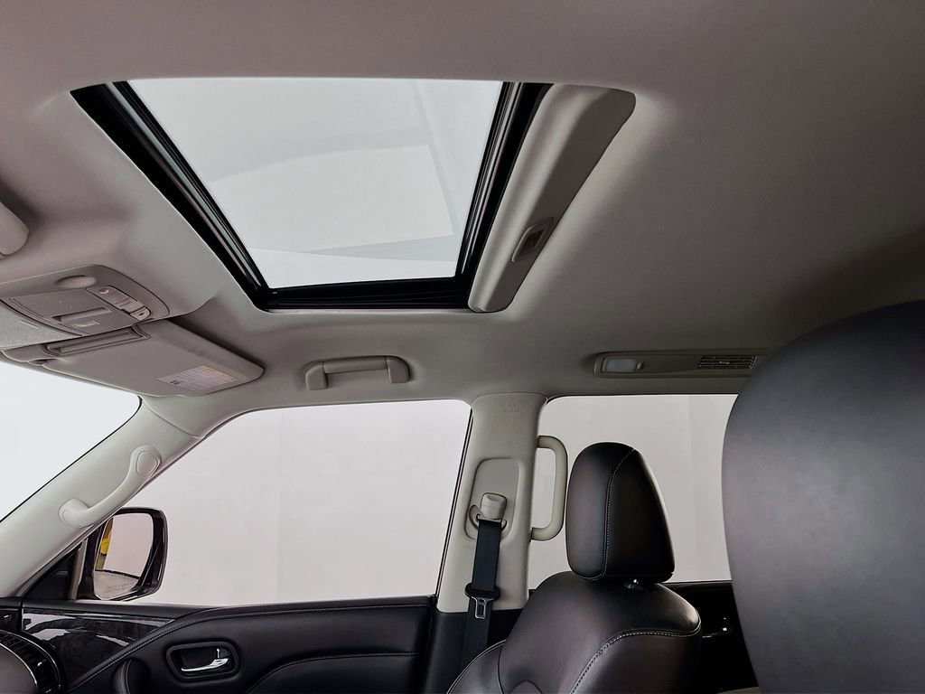 Used 2022 INFINITI QX80 Luxe w/ Cargo Package image 27